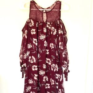 Open sleeve Trixxi Floral Dress